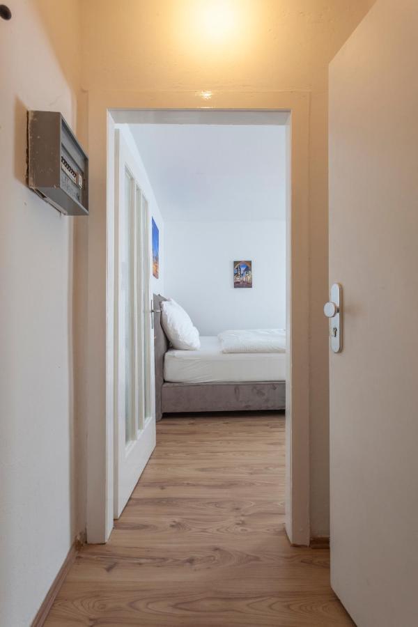 City Apartment In Beruehmter Lage Hildesheim Buitenkant foto