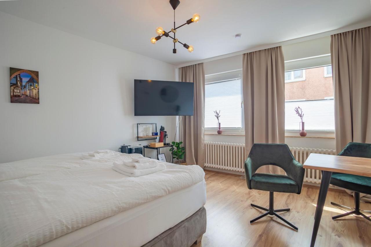 City Apartment In Beruehmter Lage Hildesheim Buitenkant foto